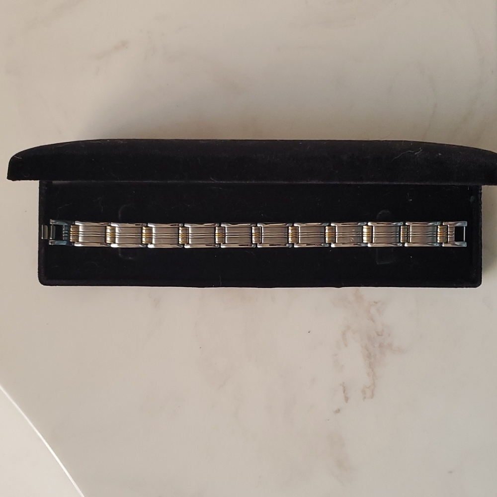 Men's stainless steel magnetic bracelet